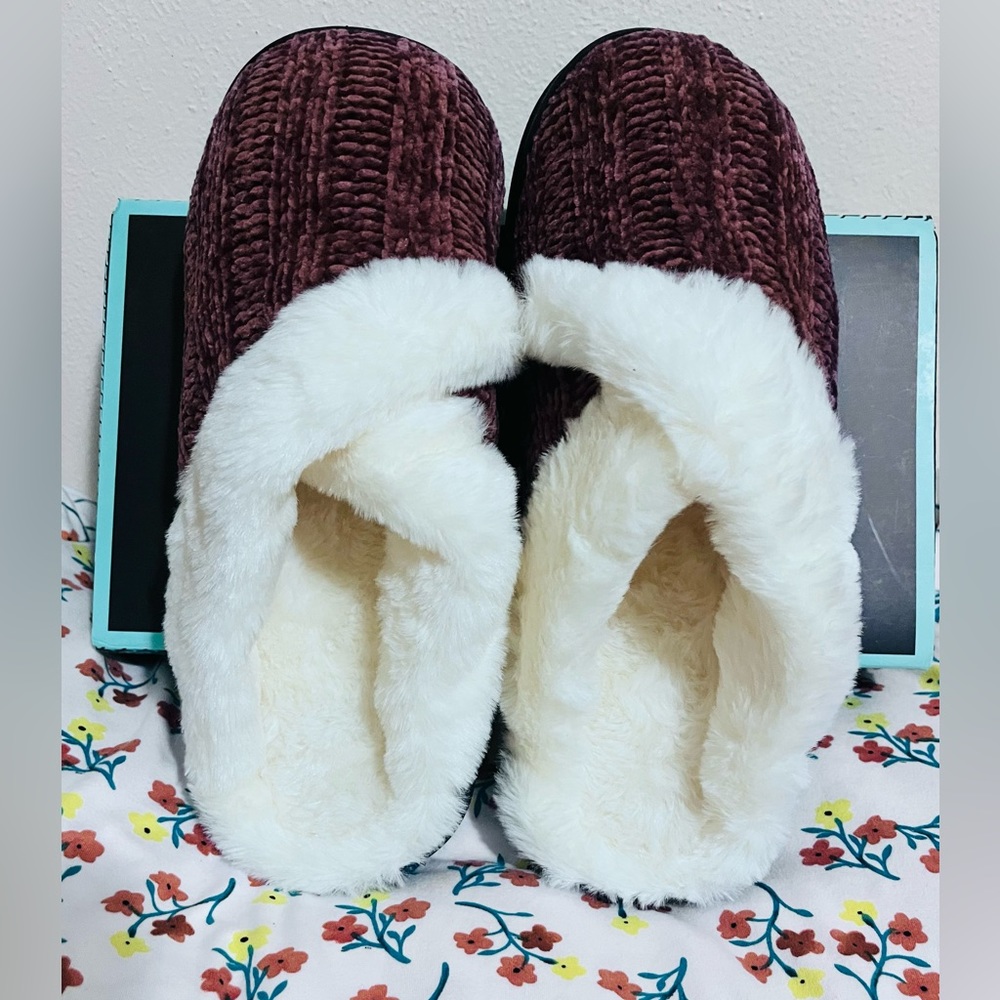 Totally new! House slippers for women.Memory foam warm,for outdoors and indoors.
